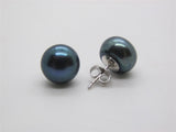 Pearl Earring