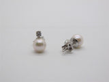 Pearl Earring