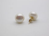 Pearl Earring