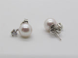 Pearl Earring