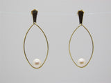Pearl Earring